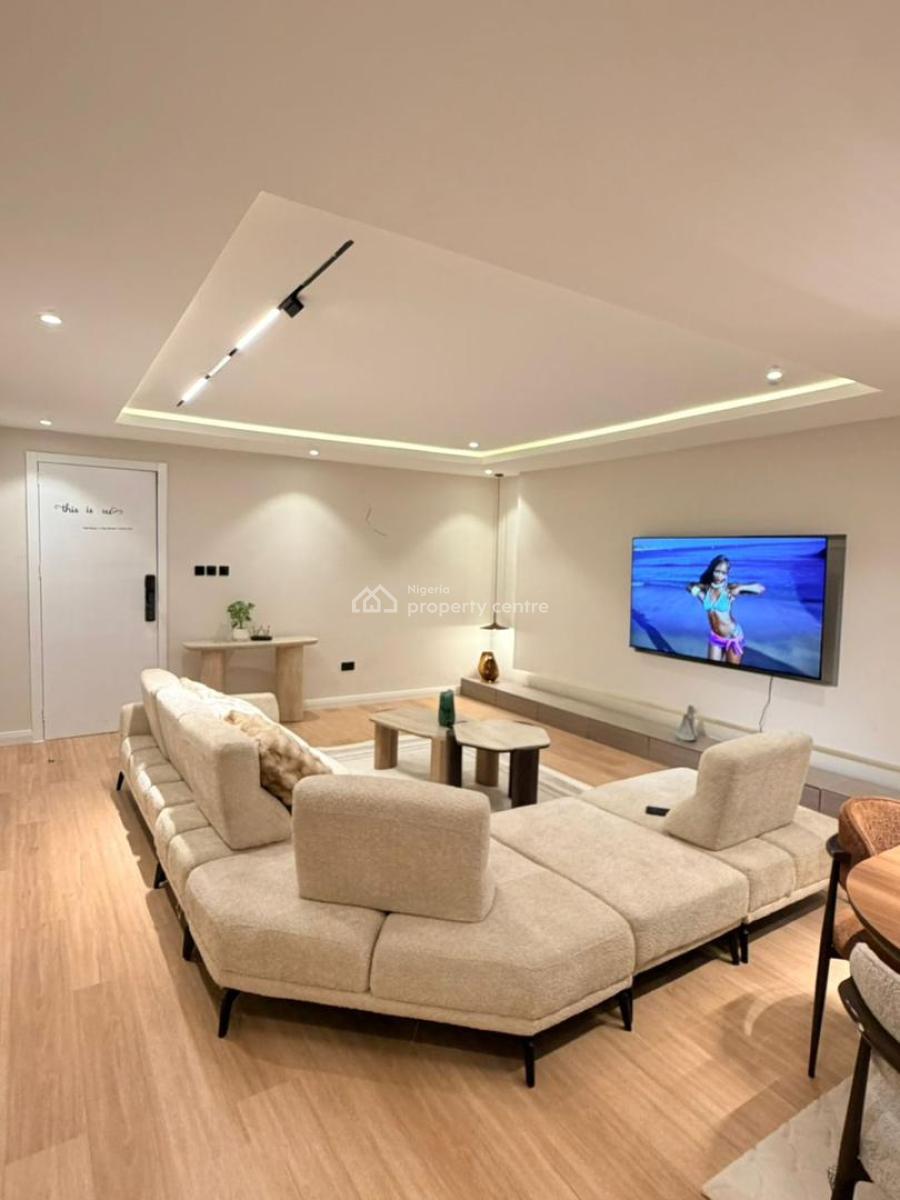 Luxury 1 Bedroom Apartment with Housekeeping and Gymnasium, Swimming Pool, High Profile Security, Chaffeur and Massage on Request, Lekki Phase 1, Lekki, Lagos, Flat / Apartment Short Let