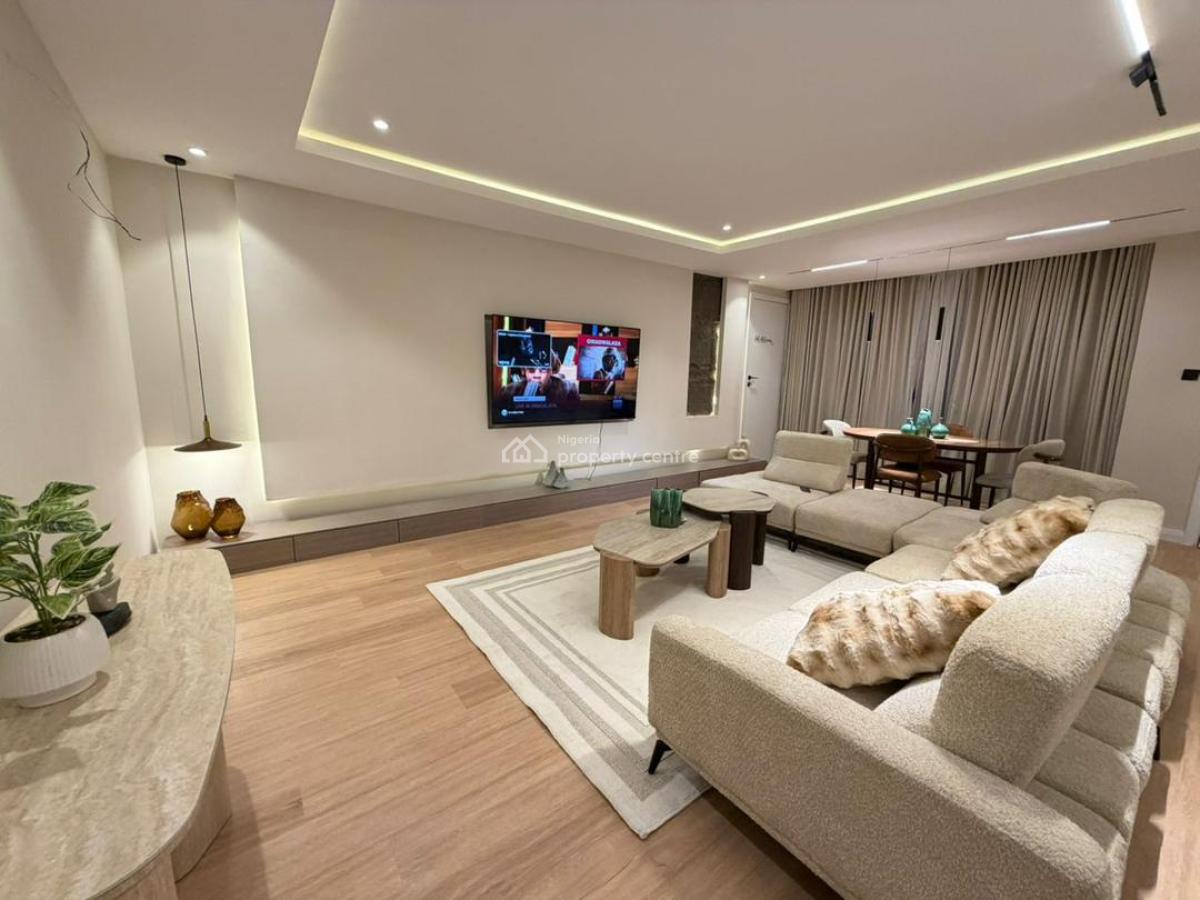 Luxury 1 Bedroom Apartment with Housekeeping and Gymnasium, Swimming Pool, High Profile Security, Chaffeur and Massage on Request, Lekki Phase 1, Lekki, Lagos, Flat / Apartment Short Let