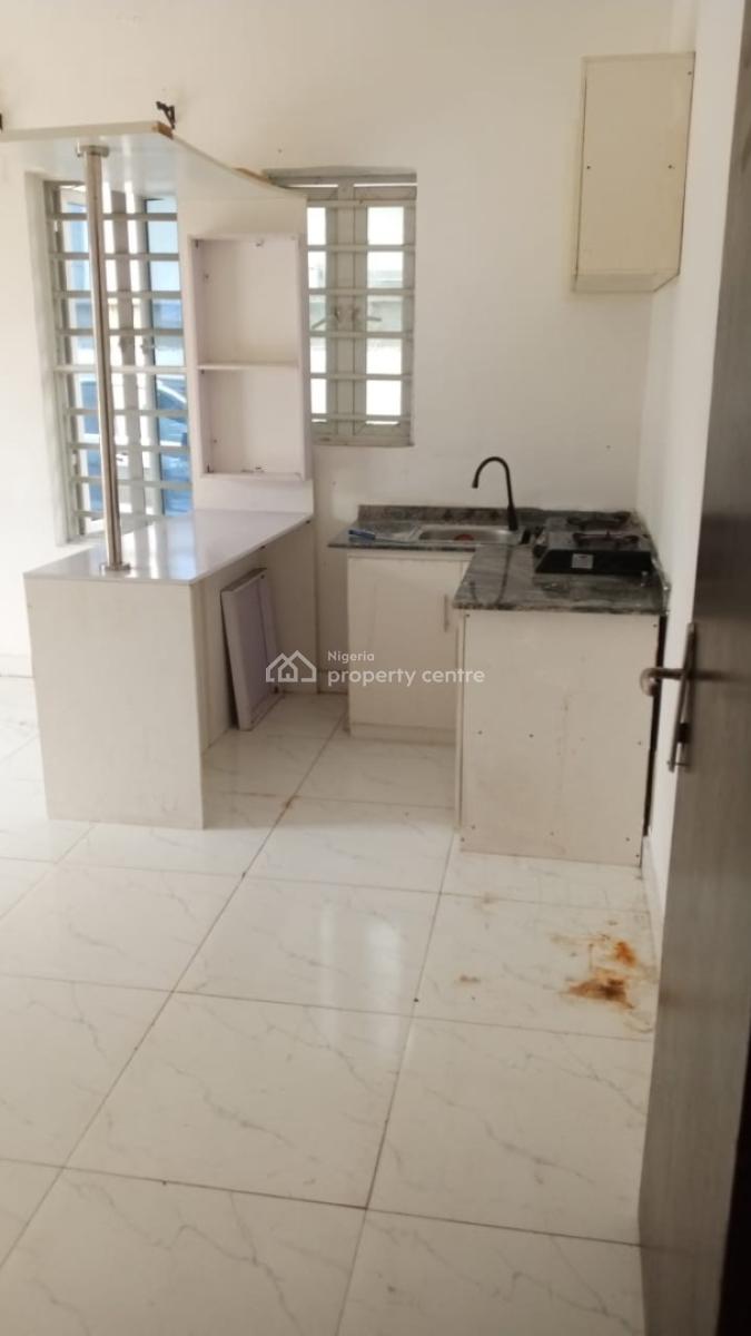 Beautiful Miniflat Available, Chevron Drive, Lekki Expressway, Lekki, Lagos, Mini Flat (room and Parlour) for Rent