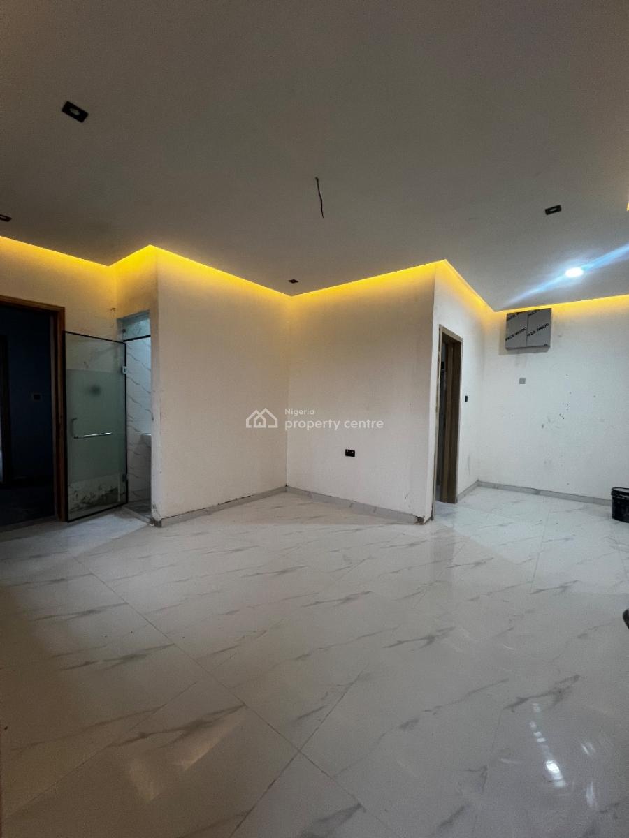 Newly Built 2 Bedroom Apartments, Yaba, Lagos, Flat / Apartment for Rent