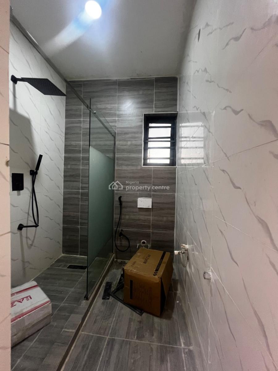 Newly Built 2 Bedroom Apartments, Yaba, Lagos, Flat / Apartment for Rent