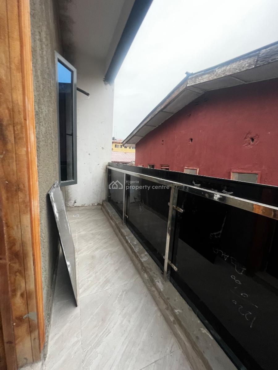 Newly Built 2 Bedroom Apartments, Yaba, Lagos, Flat / Apartment for Rent