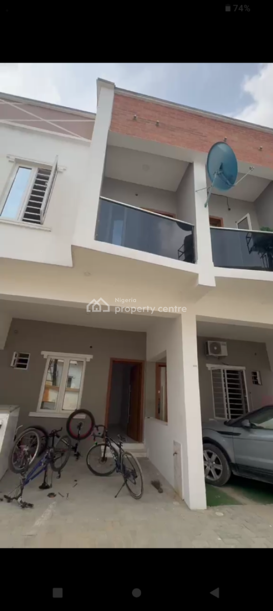 Distress 3 Bedroom Terrace Duplex with Bq, Ikota , Lagos Nigeria, Ikota, Lekki, Lagos, Terraced Duplex for Sale