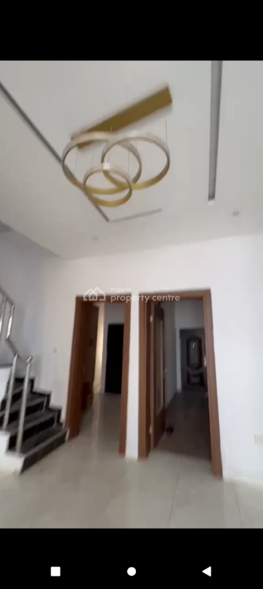 Distress 3 Bedroom Terrace Duplex with Bq, Ikota , Lagos Nigeria, Ikota, Lekki, Lagos, Terraced Duplex for Sale