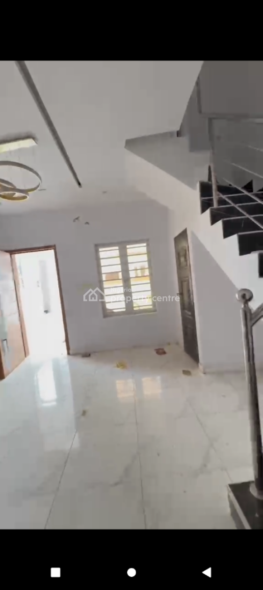 Distress 3 Bedroom Terrace Duplex with Bq, Ikota , Lagos Nigeria, Ikota, Lekki, Lagos, Terraced Duplex for Sale