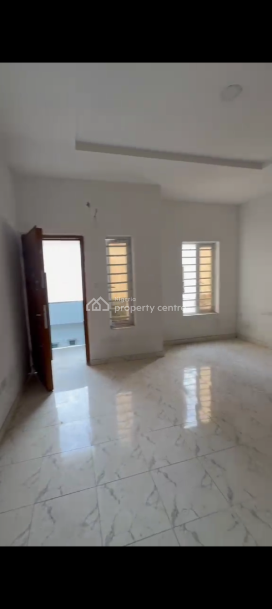 Distress 3 Bedroom Terrace Duplex with Bq, Ikota , Lagos Nigeria, Ikota, Lekki, Lagos, Terraced Duplex for Sale