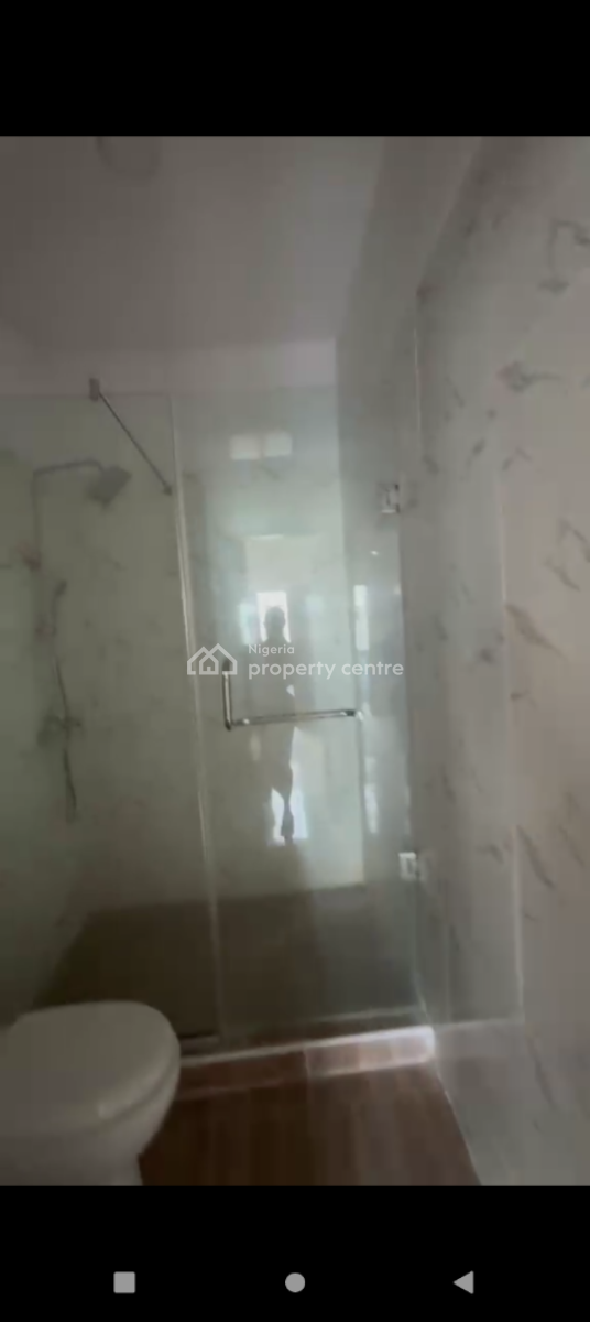 Distress 3 Bedroom Terrace Duplex with Bq, Ikota , Lagos Nigeria, Ikota, Lekki, Lagos, Terraced Duplex for Sale