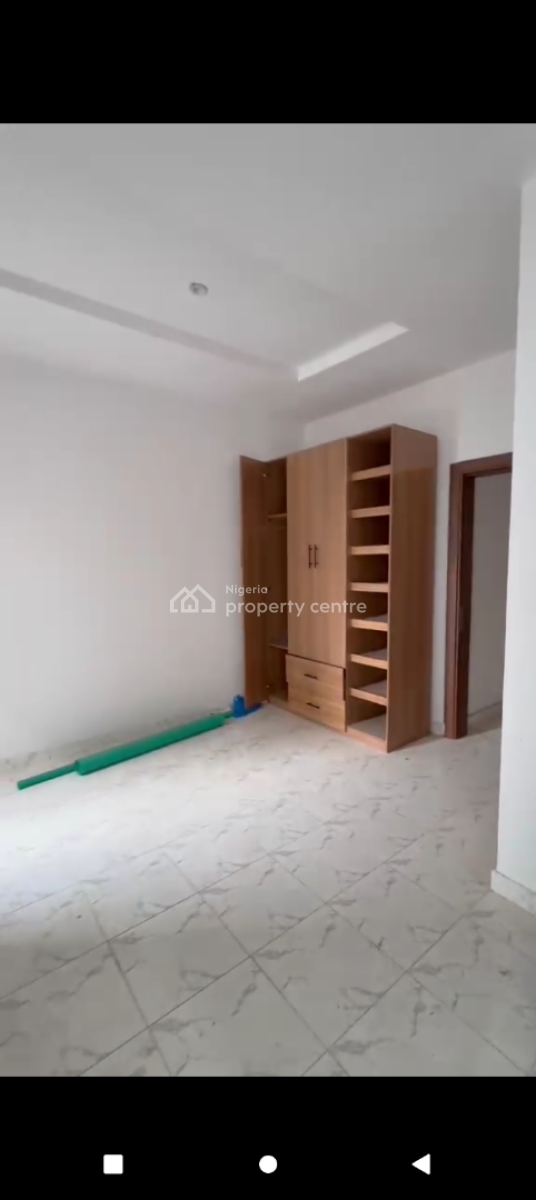 Distress 3 Bedroom Terrace Duplex with Bq, Ikota , Lagos Nigeria, Ikota, Lekki, Lagos, Terraced Duplex for Sale