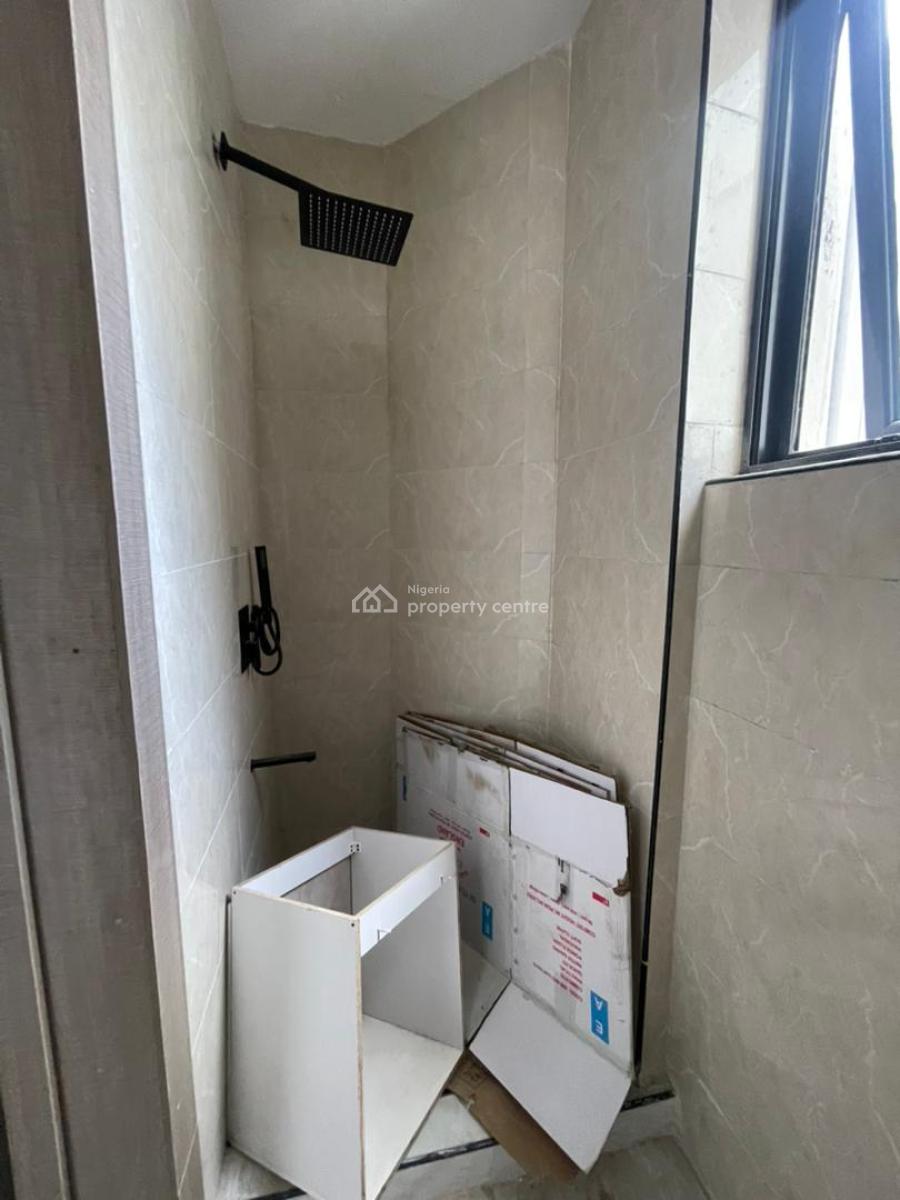 Lovely 3 Bedroom Serviced Apartment with an Elevator, Gym, Pool, Freedom Way, Lekki Phase 1, Lekki, Lagos, Flat / Apartment for Sale
