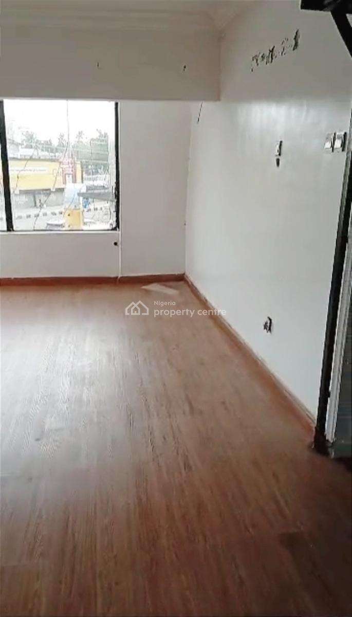 50 Sqm Open Floor First Floor with Toilet, See Through Glass, Durosinmi Etti Drive, Lekki Phase 1, Lekki, Lagos, Plaza / Complex / Mall for Rent