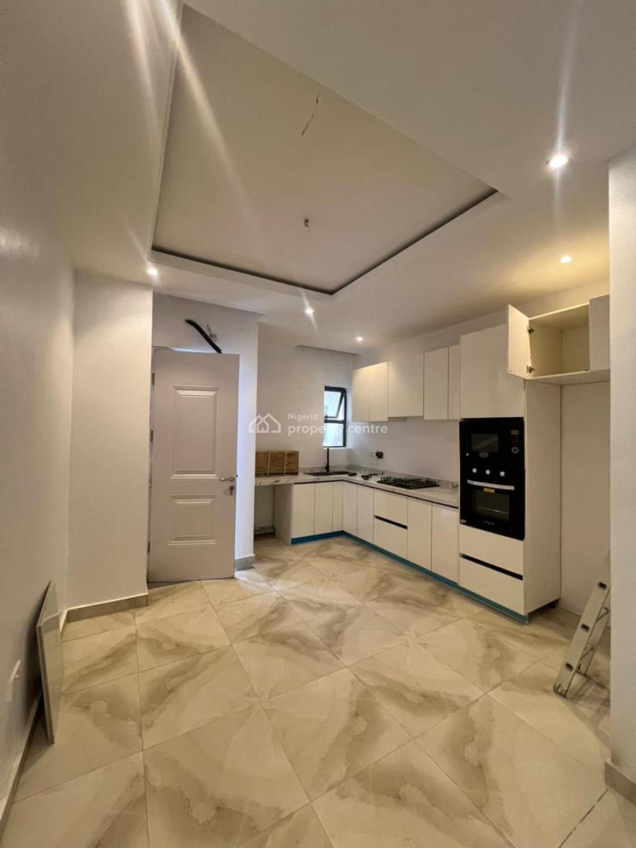 2 Bedrooms Maisonette, Lekki Phase 1, Lekki, Lagos, Flat / Apartment for Rent