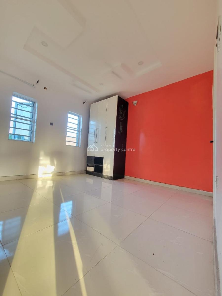 Luxury Standard Ensuit 2 Bedroom Apartment Up Floor, Badore, Ajah, Lagos, Flat / Apartment for Rent