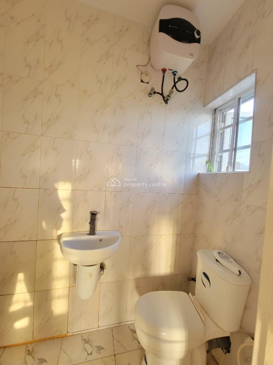 Luxury Standard Ensuit 2 Bedroom Apartment Up Floor, Badore, Ajah, Lagos, Flat / Apartment for Rent