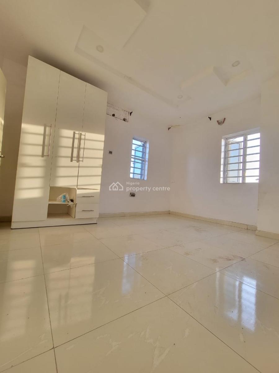 Luxury Standard Ensuit 2 Bedroom Apartment Up Floor, Badore, Ajah, Lagos, Flat / Apartment for Rent