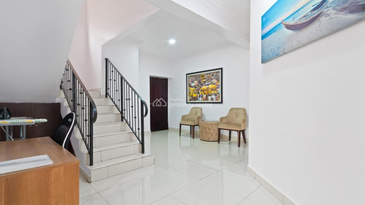 3 Bedrooms Lovely Apartment in a Fully Serviced Estate, Cromwell Estate, Chevron, Lekki, Lagos, Flat / Apartment for Rent