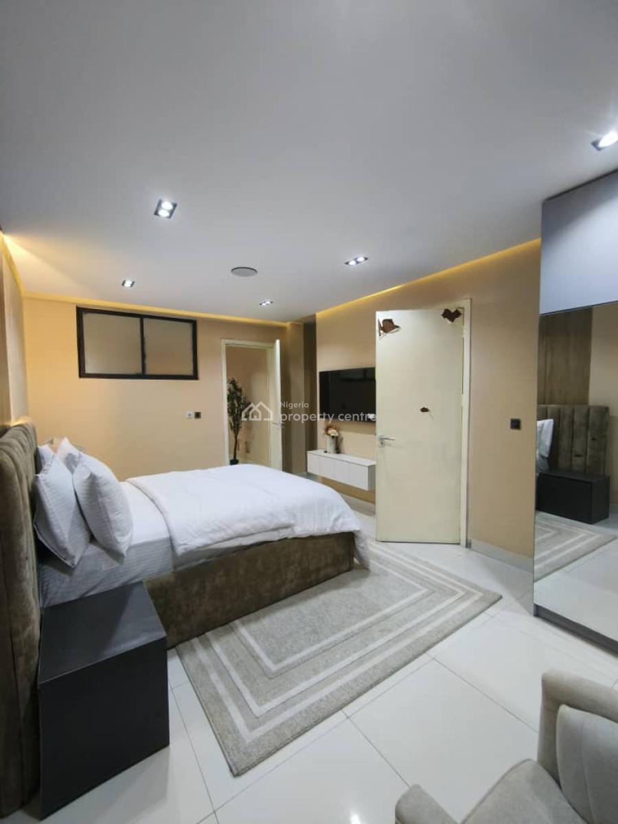 Luxury 2 Bedroom Maisonette in a Service Estate, Lekki Phase 1, Lekki, Lagos, Flat / Apartment for Rent