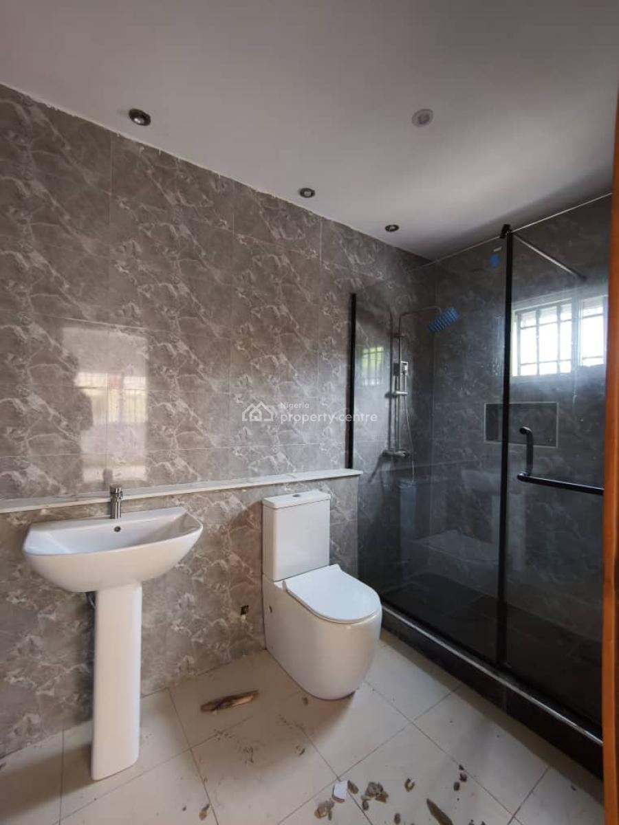 Luxury Serviced 3 Bedroom Apartment Plus Bq on Ground Floor, Lekki Phase 1, Lekki, Lagos, Flat / Apartment for Rent