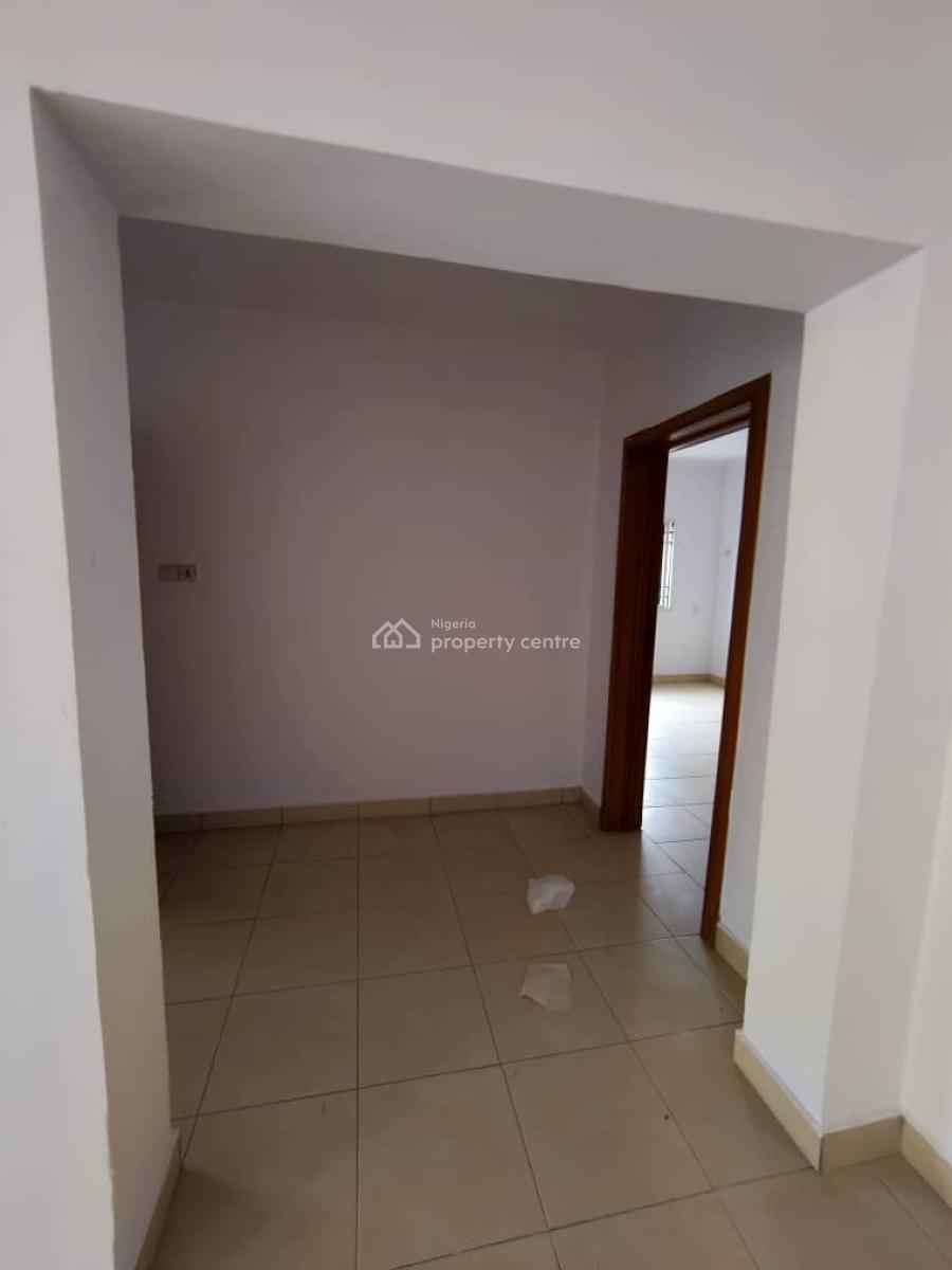 Luxury Serviced 3 Bedroom Apartment Plus Bq on Ground Floor, Lekki Phase 1, Lekki, Lagos, Flat / Apartment for Rent