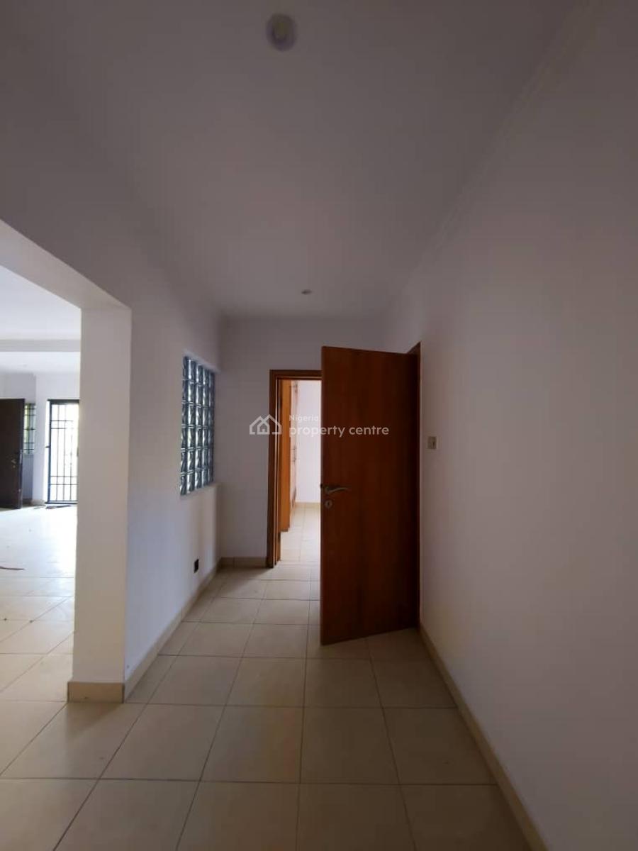 Luxury Serviced 3 Bedroom Apartment Plus Bq on Ground Floor, Lekki Phase 1, Lekki, Lagos, Flat / Apartment for Rent