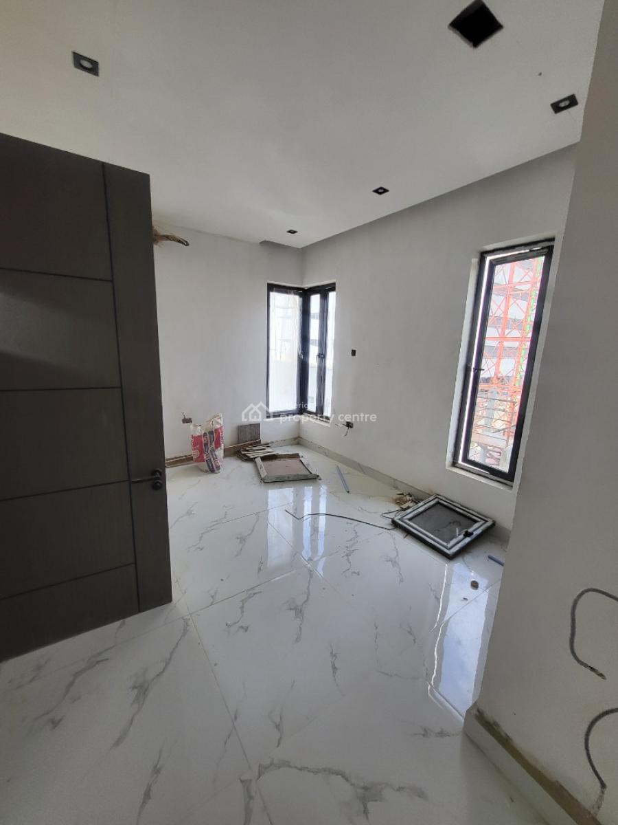 Luxurious Self Compound 4bed Semi Detached Duplex with Pool , 2room Bq, Lekki Phase 1, Lekki, Lagos, Semi-detached Duplex for Sale