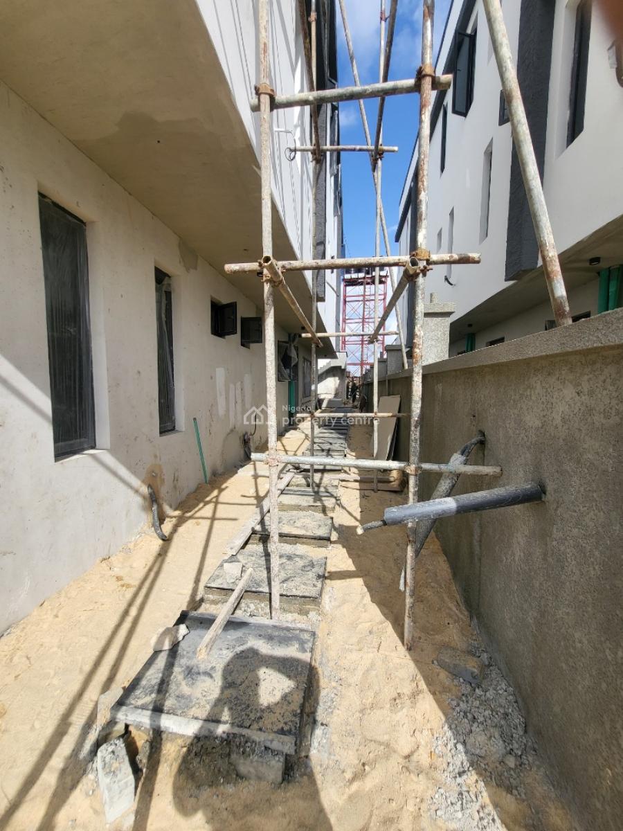 Luxurious Self Compound 4bed Semi Detached Duplex with Pool , 2room Bq, Lekki Phase 1, Lekki, Lagos, Semi-detached Duplex for Sale