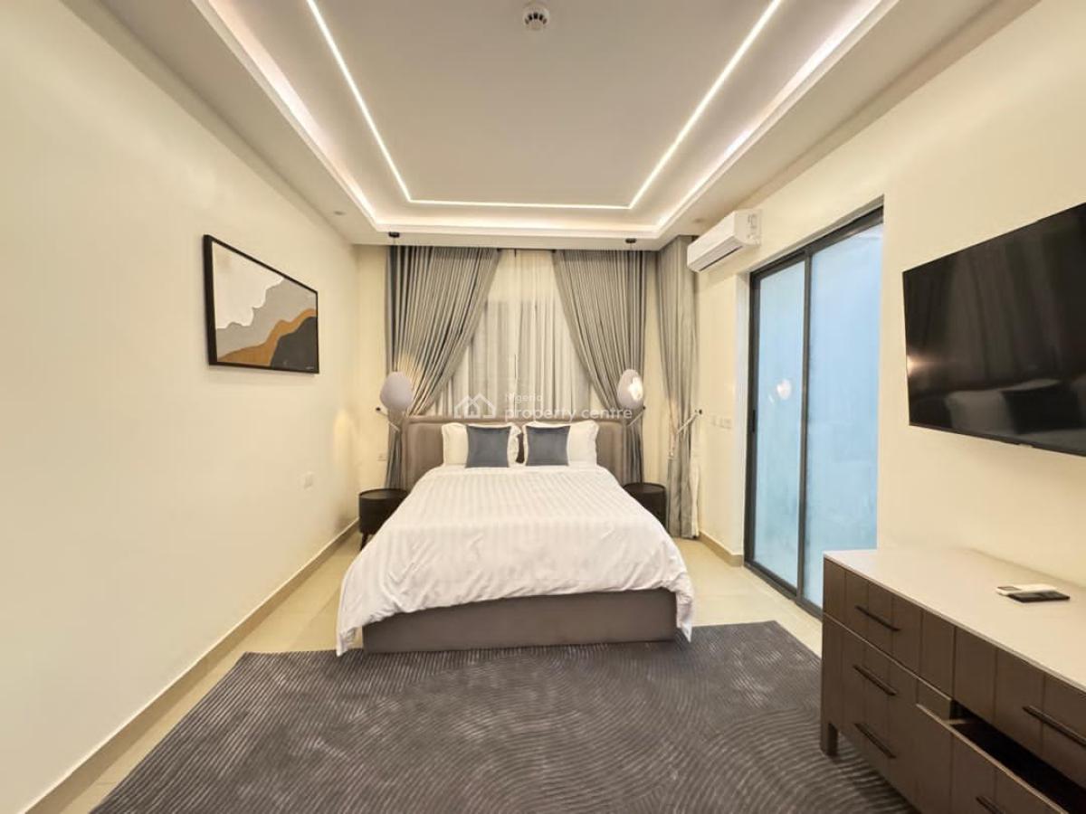 Fully Furnished Waterfront 2-bedroom Apartment, Admiralty Road, Lekki, Lekki Phase 1, Lekki, Lagos, Flat / Apartment for Rent