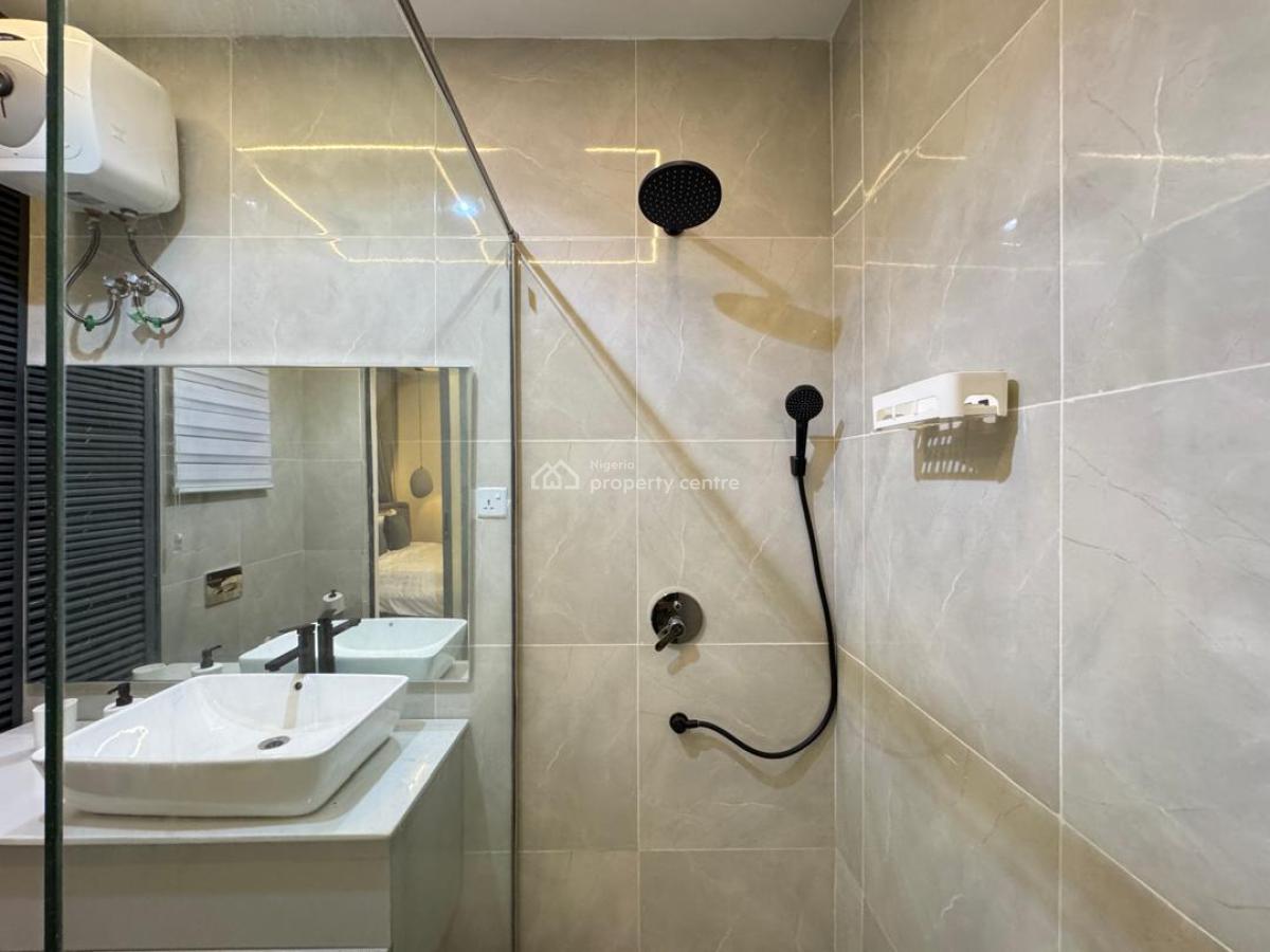 Fully Furnished Waterfront 2-bedroom Apartment, Admiralty Road, Lekki, Lekki Phase 1, Lekki, Lagos, Flat / Apartment for Rent