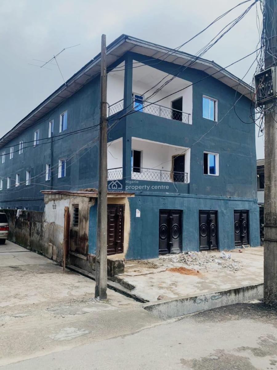 9 Units of Flat, Surulere, Lagos, Block of Flats for Sale