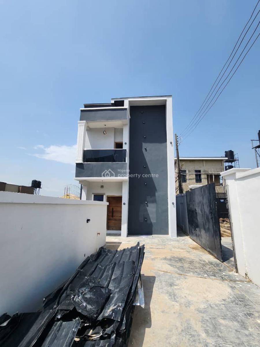 4 Bed Semi Detached Duplex in Magodo Phase 1, Gra Phase 1, Magodo, Lagos, Semi-detached Duplex for Sale