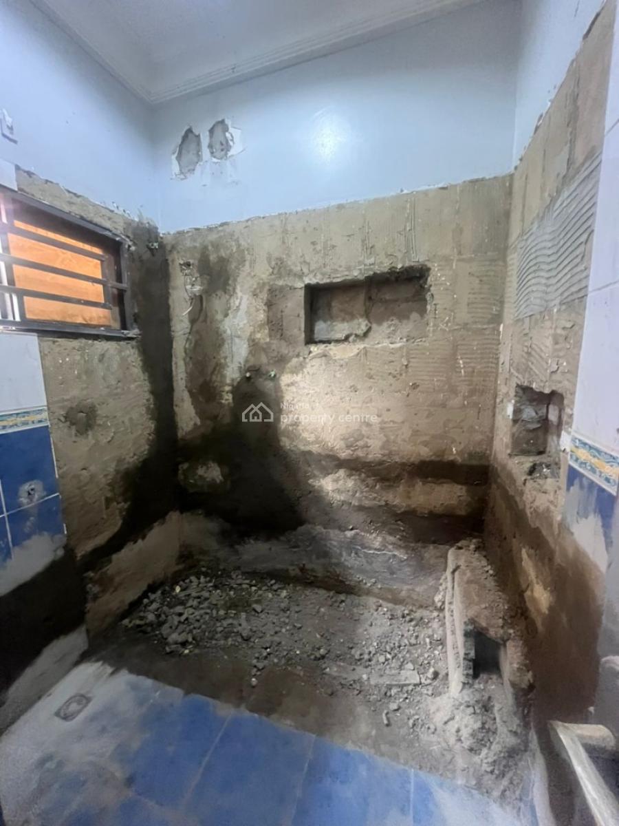 Standard Selfcontain, Utako, Abuja, Self Contain (single Rooms) for Rent