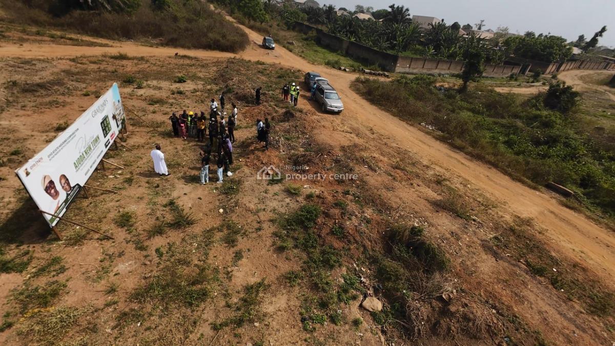 Buy and Estate Land in Gbajumos Court, Omituntun Estate, Inside Omituntun Estate, Ajoda New Town, Ibadan, Oyo, Mixed-use Land for Sale