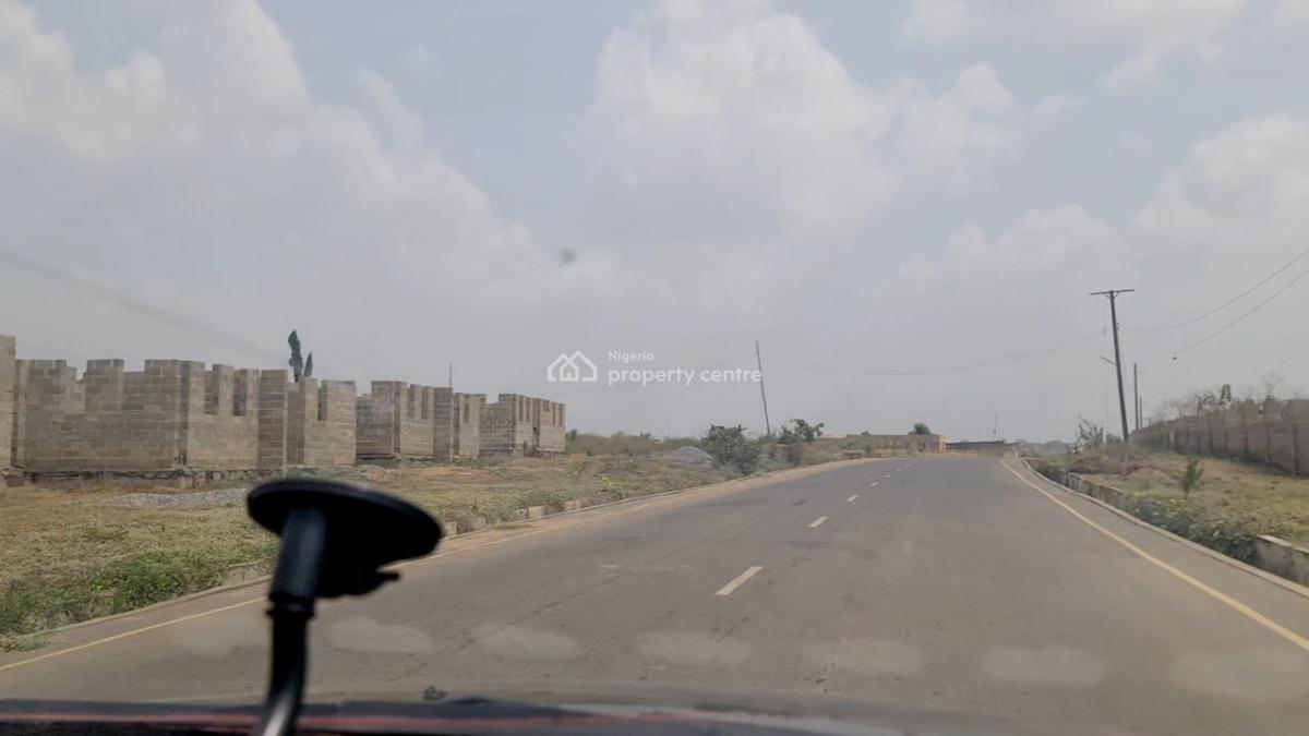 Buy and Estate Land in Gbajumos Court, Omituntun Estate, Inside Omituntun Estate, Ajoda New Town, Ibadan, Oyo, Mixed-use Land for Sale