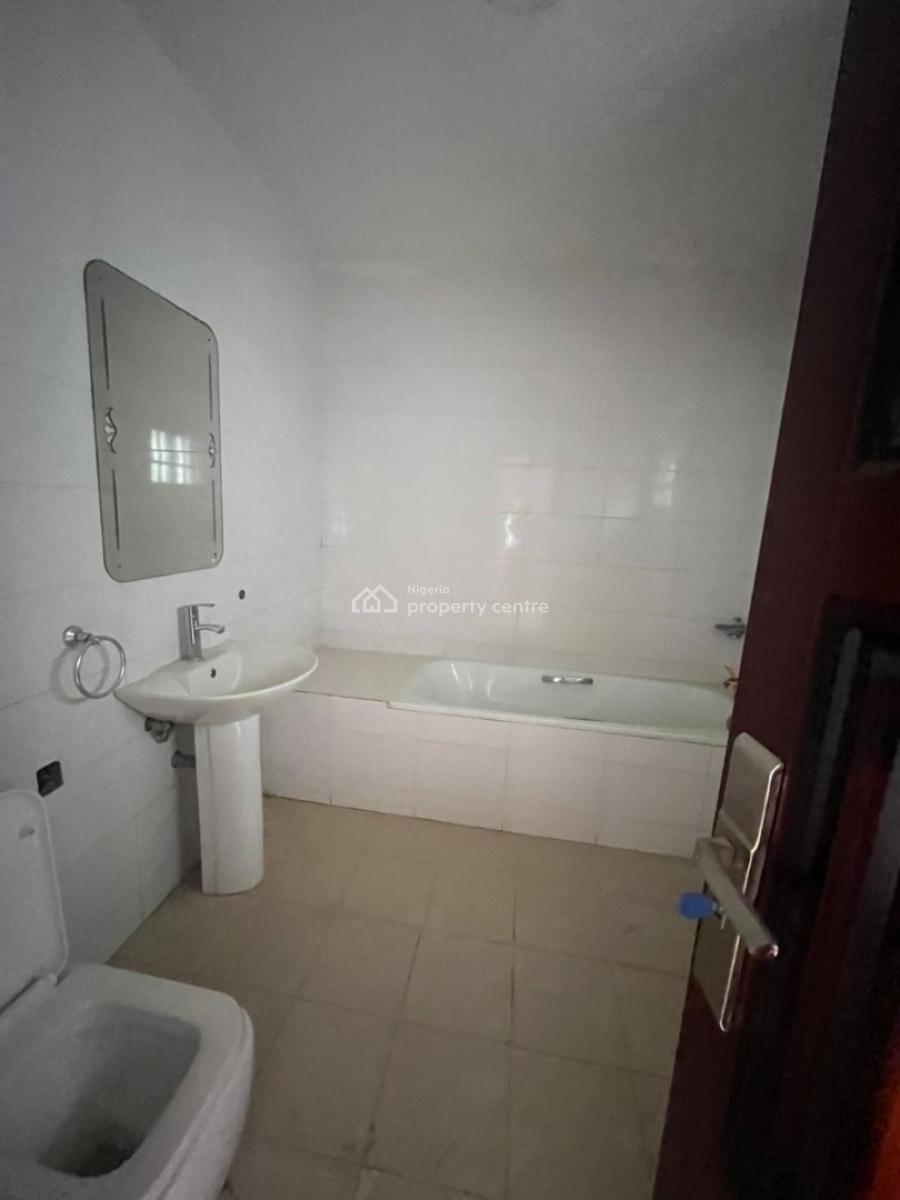 8bedroom Fully Detached Duplex with 2rooms Guest Chalet and a Basement, Asokoro District, Abuja, Detached Duplex for Rent