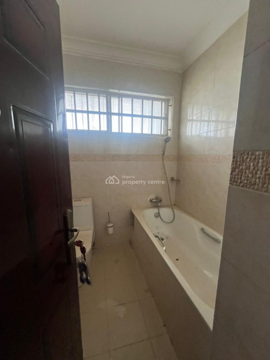 8bedroom Fully Detached Duplex with 2rooms Guest Chalet and a Basement, Asokoro District, Abuja, Detached Duplex for Rent