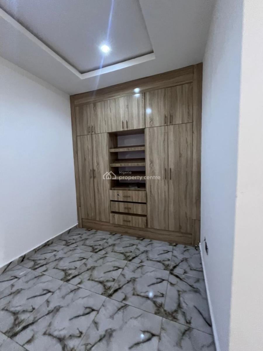Sweet 4 Bedroom Terrace Duplex with a Bq, Guzape District, Abuja, Terraced Duplex for Rent
