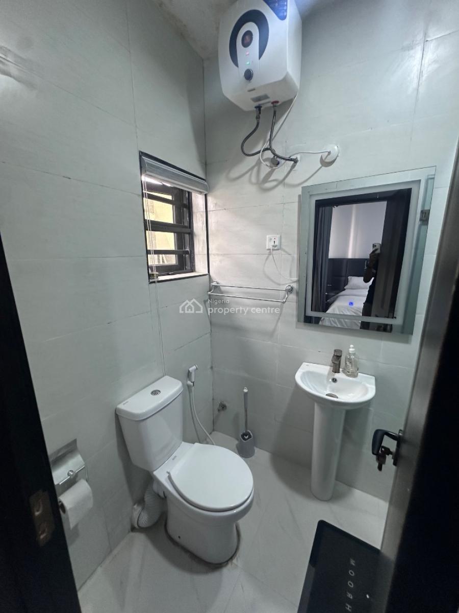 Luxury 3bedroom Penthouse, Brandnew, in a Gated Estate, Ologolo, Lekki, Lagos, Flat / Apartment for Rent