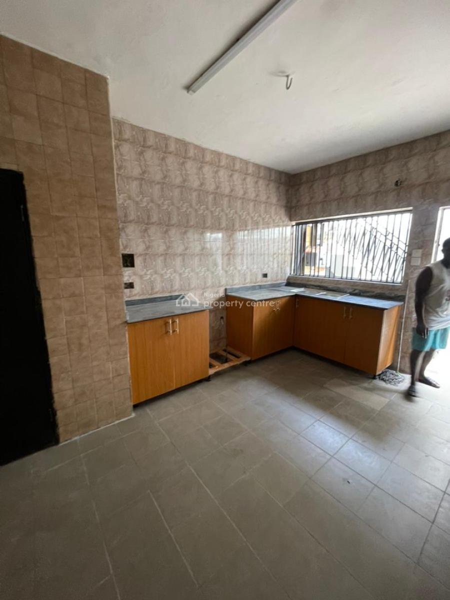Luxurious 4 Bedroom Duplex with 2 Bq, Surulere, Adeniran Ogunsanya, Surulere, Lagos, Detached Duplex for Rent