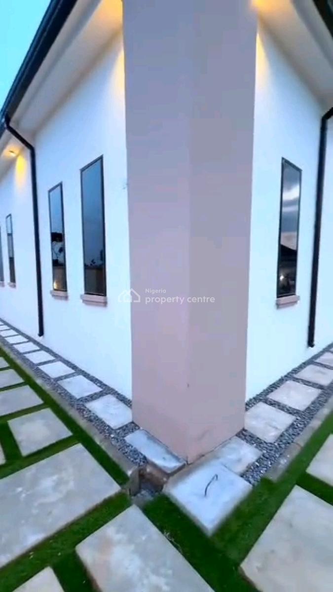 Massive 4bedroom Bungalow with Bq in Lokogoma, Lokogoma District, Abuja, Detached Bungalow for Sale
