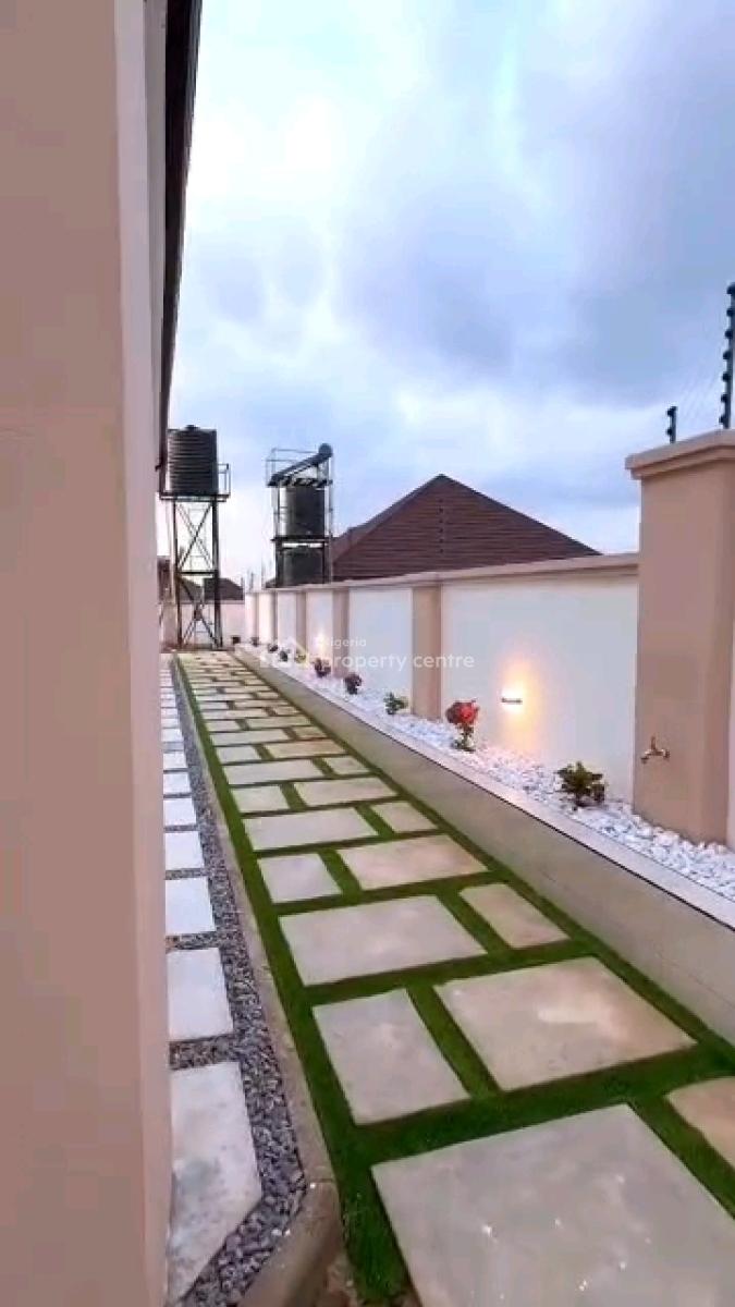 Massive 4bedroom Bungalow with Bq in Lokogoma, Lokogoma District, Abuja, Detached Bungalow for Sale