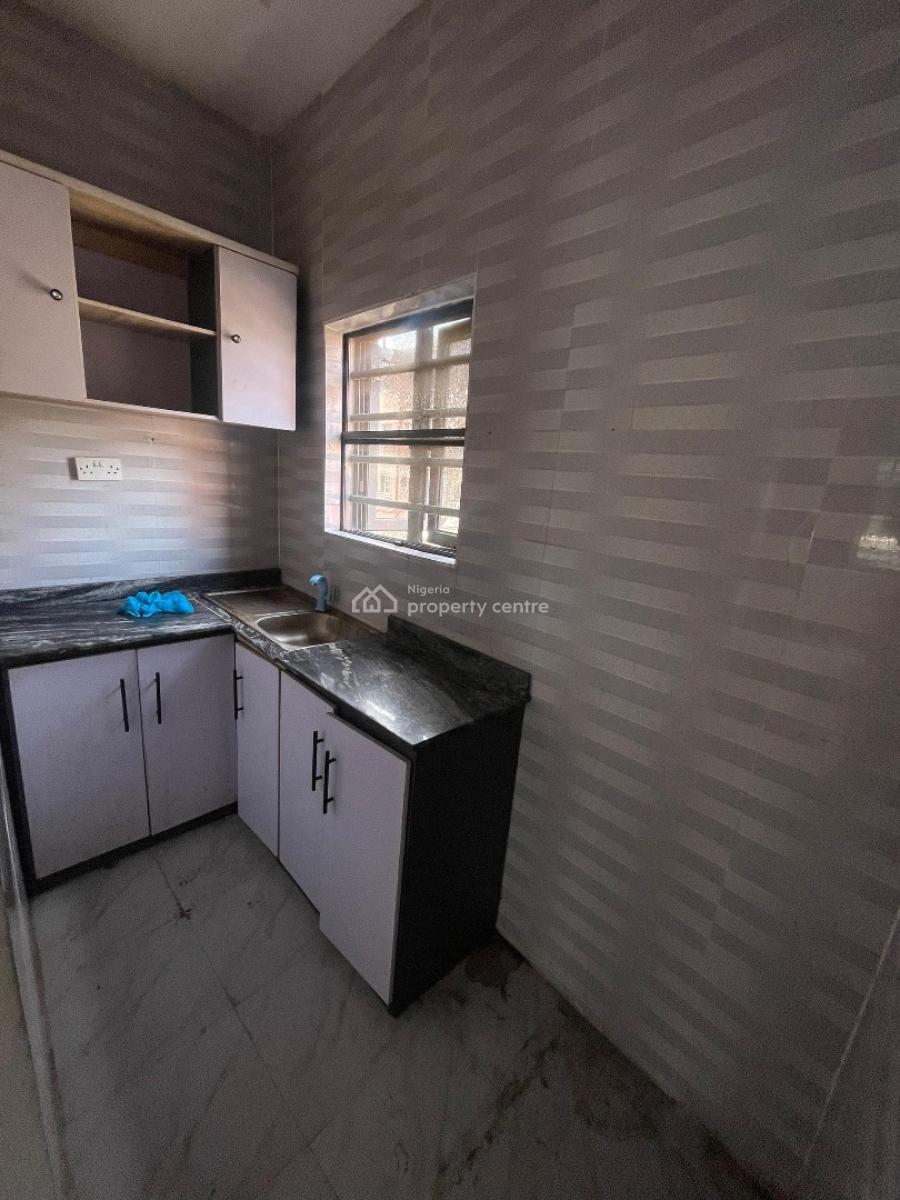 Clean 2 Bedroom Apartments, Surulere, Kilo, Surulere, Lagos, House for Rent