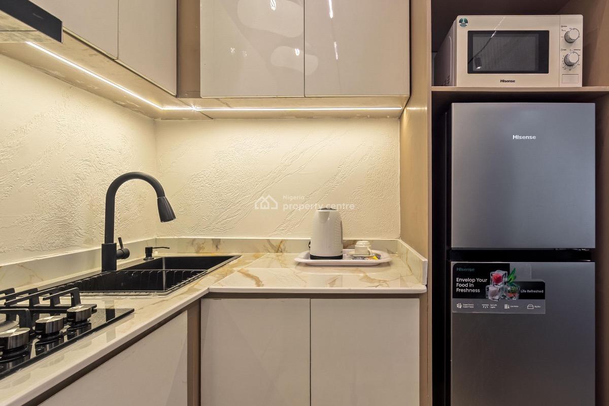 Luxury One Bed Loft in a Nice Estate, Lekki Phase 1, Lekki, Lagos, House Short Let