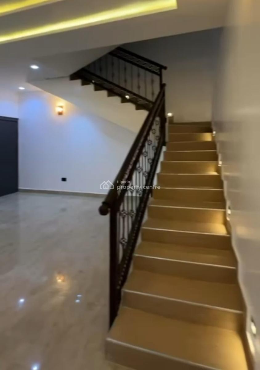 4 Bedrooms Terrace Duplex* (nb : No Bq But Very Spacious) in Gaduwa, Gaduwa, Abuja, Terraced Duplex for Sale