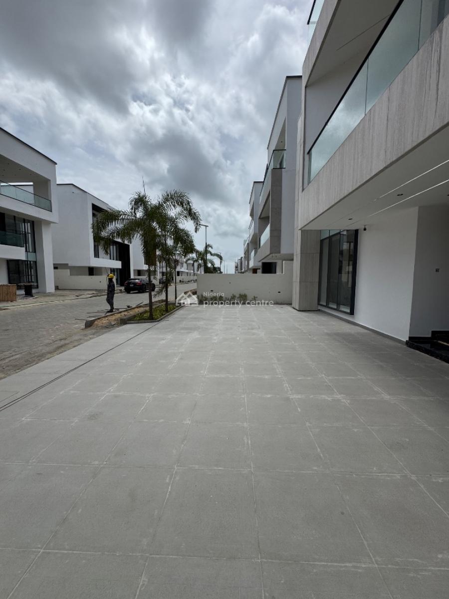 Prestigious 6 Bedroom Villa with Private Elevator, Swimming Pool, 2bq, Lekki Phase 1, Lekki, Lagos, Detached Duplex for Sale