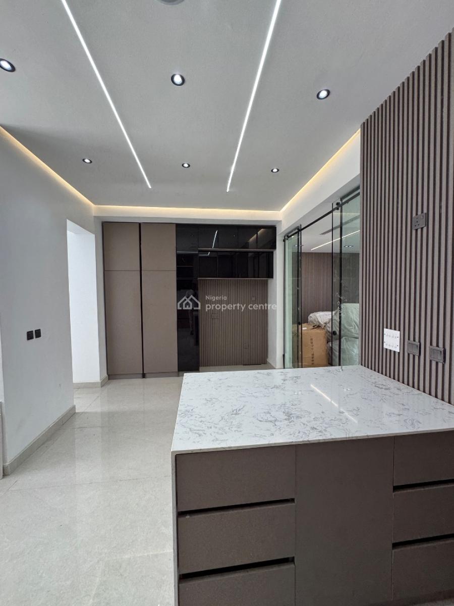 Prestigious 6 Bedroom Villa with Private Elevator, Swimming Pool, 2bq, Lekki Phase 1, Lekki, Lagos, Detached Duplex for Sale
