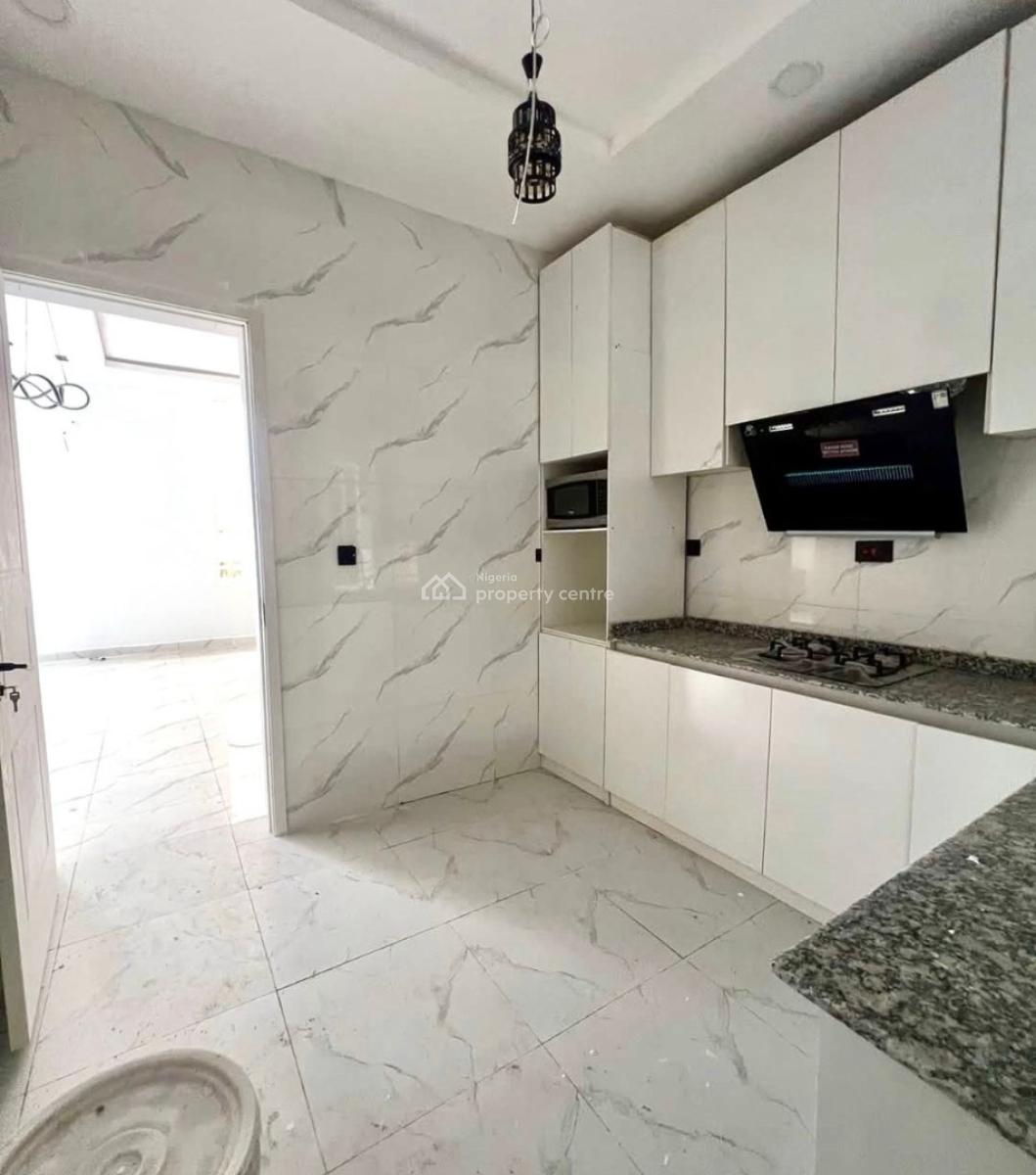 Elegant 4-bedroom Semi-detached Duplex with Bq, Ikota, Lekki, Lagos, Semi-detached Duplex for Rent
