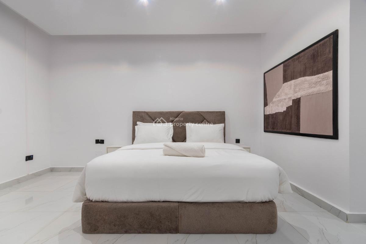 Luxury 2bed Apartment with Snooker, Off Admiralty, Lekki Phase 1, Lekki, Lagos, Flat / Apartment Short Let