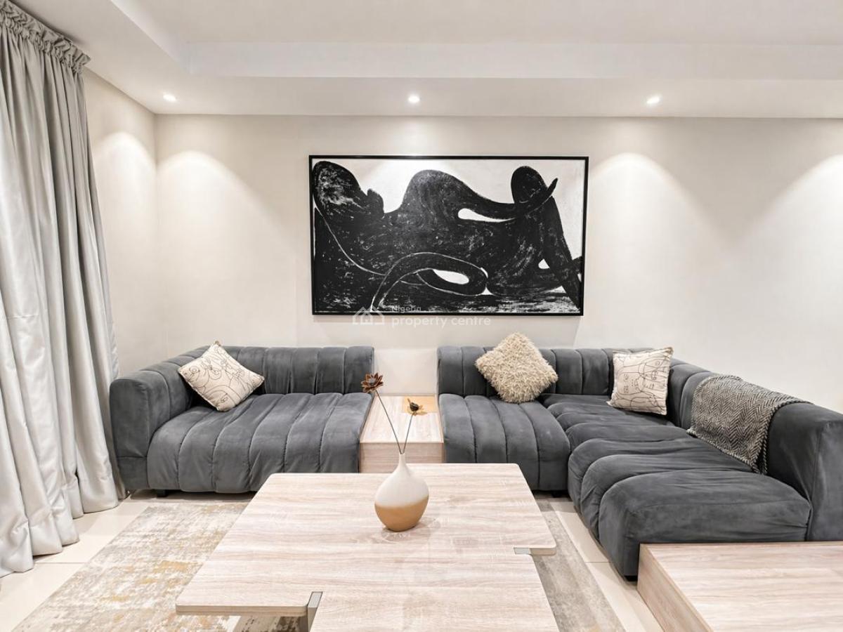 Fully Furnished & Serviced 2 Bedroom Apartment Upstairs with Gym, Pool, & Lift, Blue Water Apartment, Lekki Right, Lekki, Lagos, Flat / Apartment for Rent