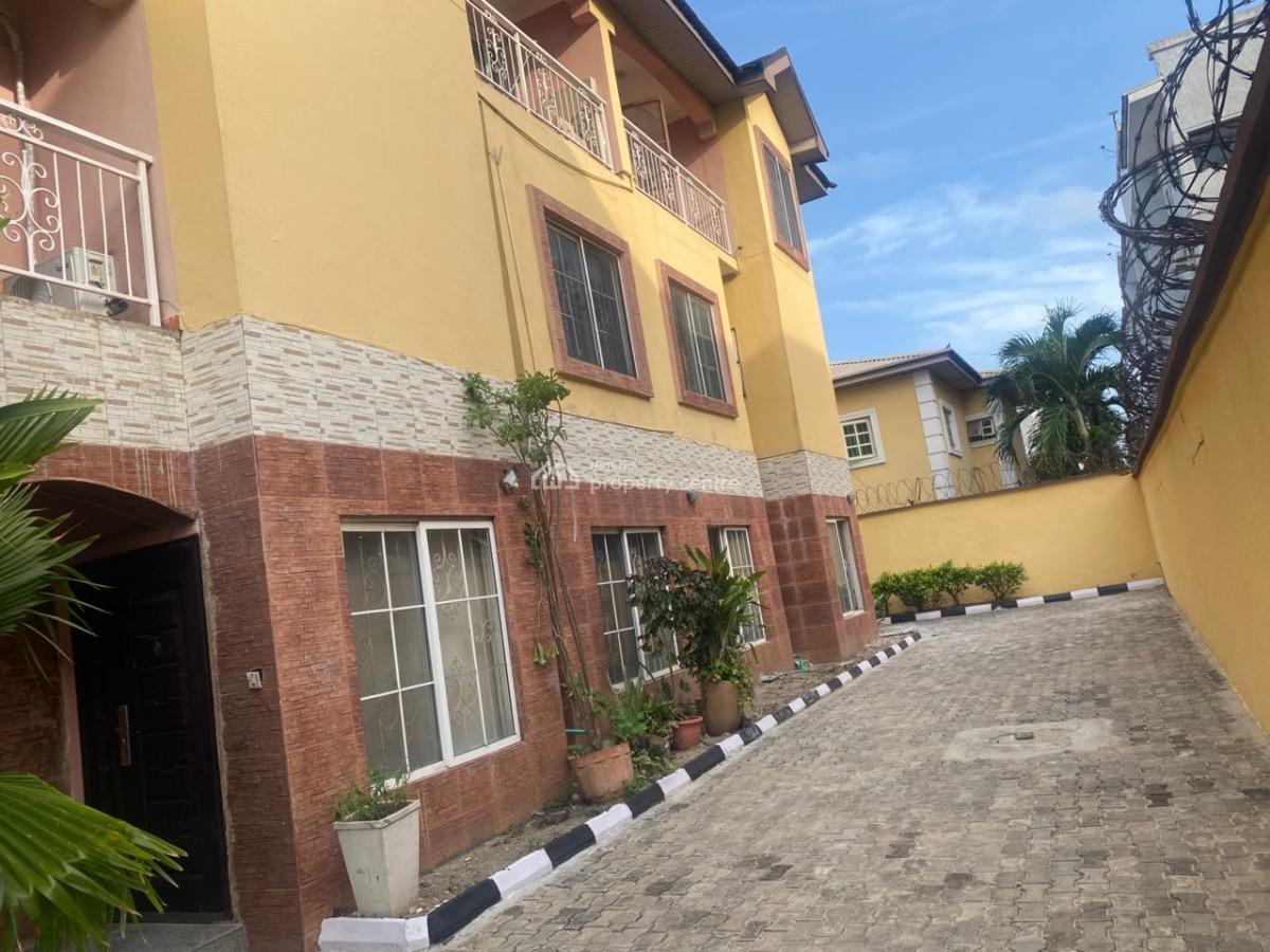 4bedrooms Terrace Duplex with a Bq, Lekki Phase 1, Lekki, Lagos, Terraced Duplex for Rent