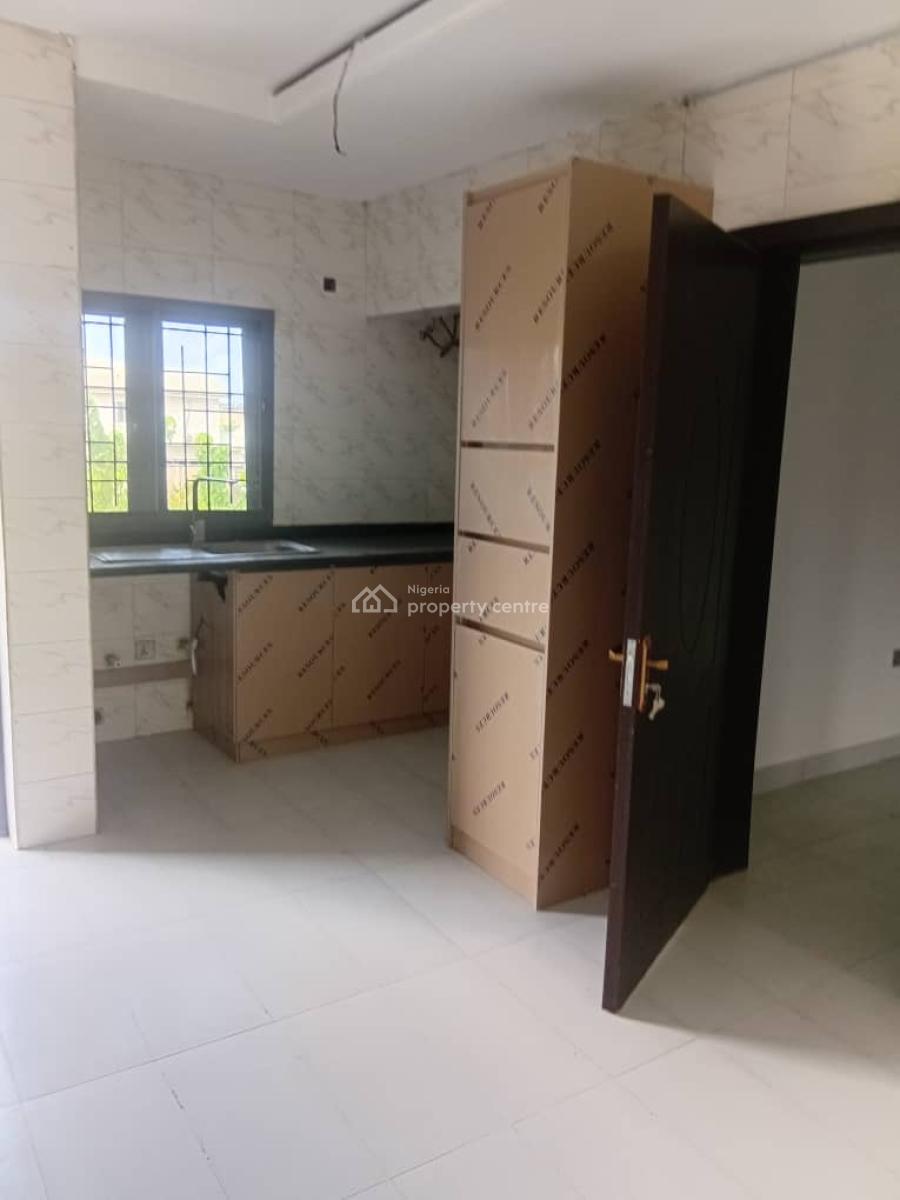 3 Bedroom Flat All Ensuite, Ado Road, Ajah, Lagos, Flat / Apartment for Rent