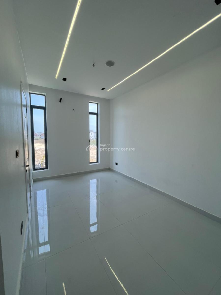 Spacious 4 Bedroom Terrace Duplex with a Bq, Lekki Phase 1, Lekki, Lagos, Terraced Duplex for Sale